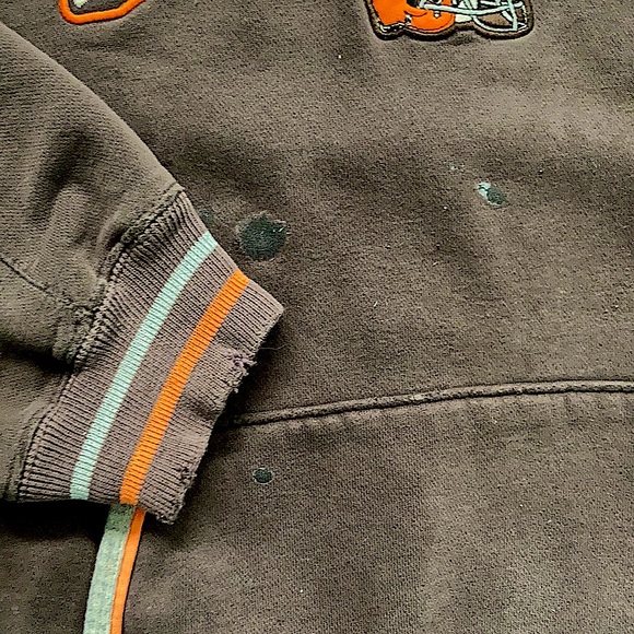 Thrashed Cleveland Browns NFL Hoodie - Picture 8 of 8